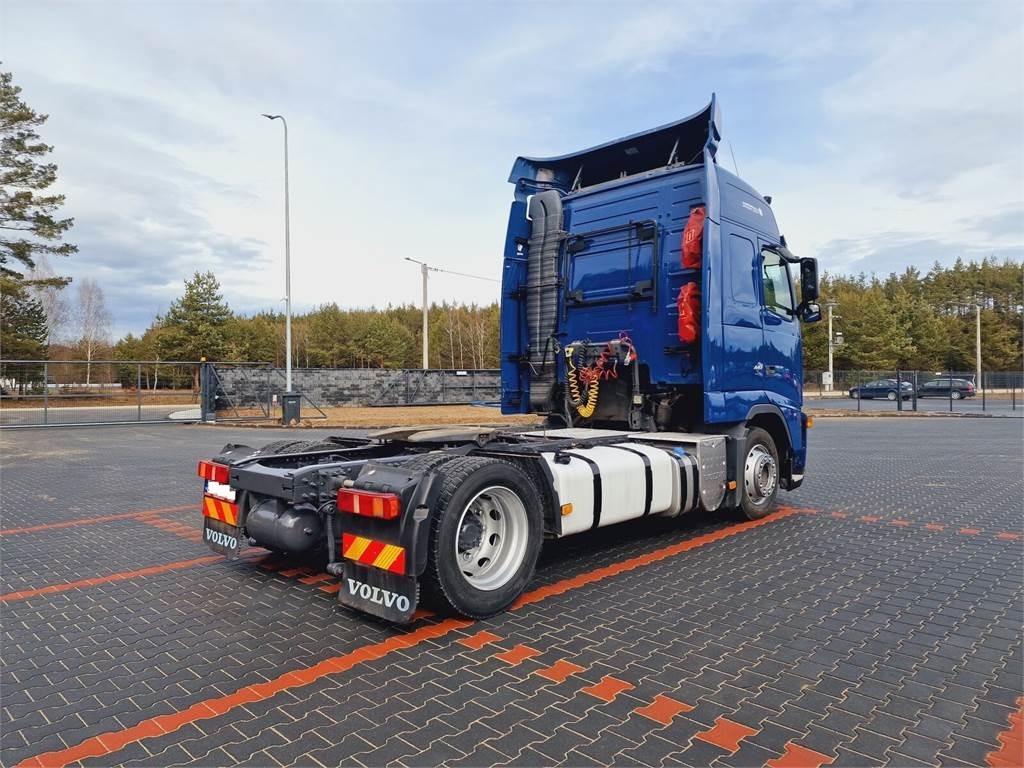 Volvo FH 13 440 - Cap tractor: Foto 4 Volvo FH 13 440 - Cap tractor: Foto 4