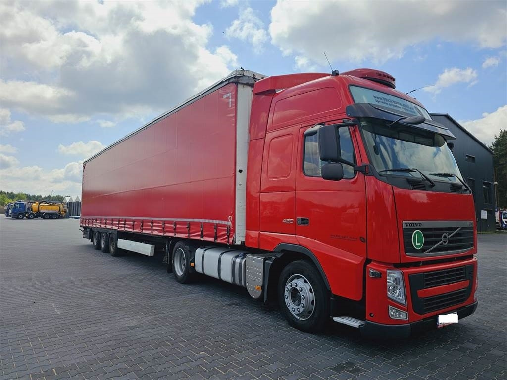 Volvo FH13 XXL EURO 5 2011 + KRONE MEGA RAISE - Cap tractor: Foto 2 Volvo FH13 XXL EURO 5 2011 + KRONE MEGA RAISE - Cap tractor: Foto 2