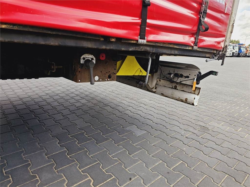 Leasing de Volvo FH13 XXL EURO 5 2011 + KRONE MEGA RAISE  Volvo FH13 XXL EURO 5 2011 + KRONE MEGA RAISE: Foto 14