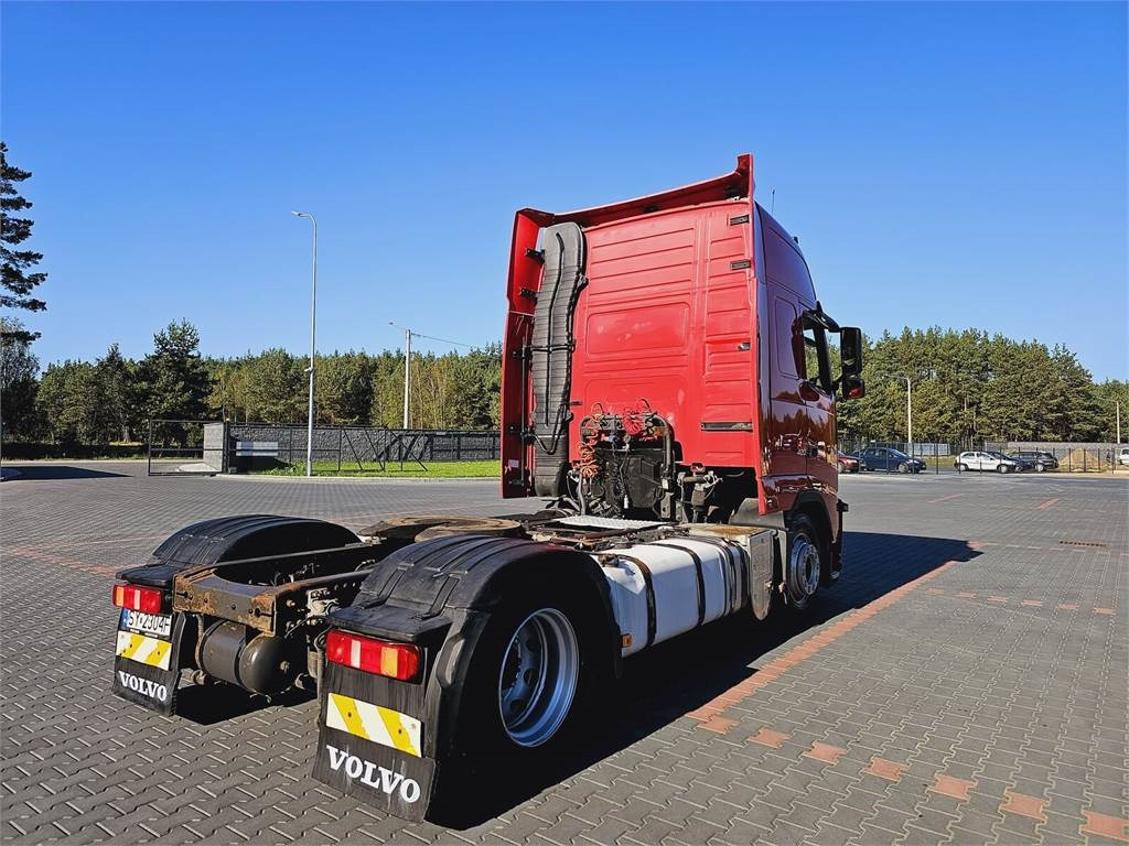 Volvo FH13 XXL MANUAL 420 EURO 5 2011 r MEGA LOW DECK - Cap tractor: Foto 5 Volvo FH13 XXL MANUAL 420 EURO 5 2011 r MEGA LOW DECK - Cap tractor: Foto 5