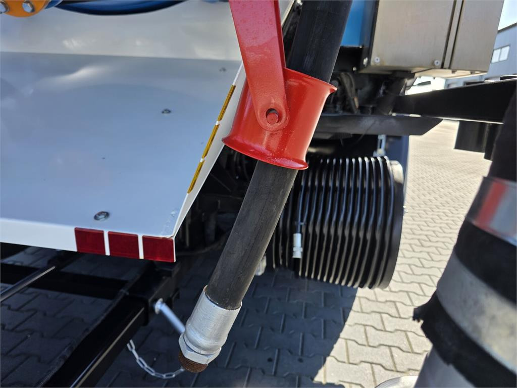 Leasing de DAF WUKO KROLL 2 x URACA KOMBI FOR SEWER CLEANING DAF WUKO KROLL 2 x URACA KOMBI FOR SEWER CLEANING: Foto 21 Leasing de DAF WUKO KROLL 2 x URACA KOMBI FOR SEWER CLEANING DAF WUKO KROLL 2 x URACA KOMBI FOR SEWER CLEANING: Foto 21