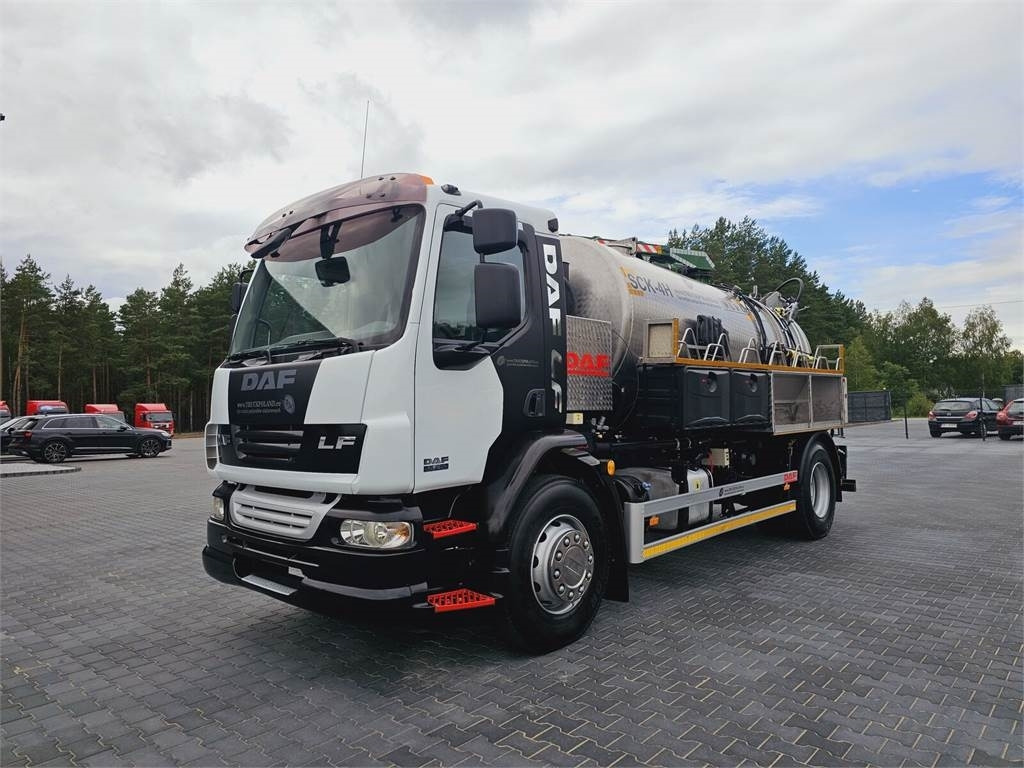 DAF WUKO SCK-4HW for collecting waste liquid separator - Maşină pentru vidanjări: Foto 3 DAF WUKO SCK-4HW for collecting waste liquid separator - Maşină pentru vidanjări: Foto 3