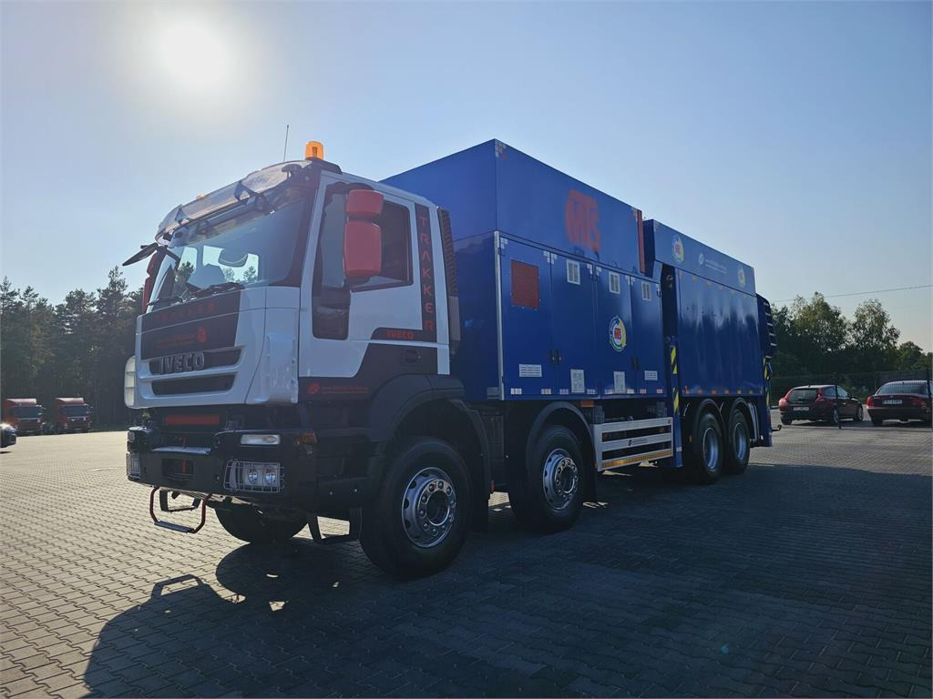 Iveco MTS 4 x TURBINE MTS 4 x TURBINE Saugbagger vacuum - Maşină pentru vidanjări: Foto 3 Iveco MTS 4 x TURBINE MTS 4 x TURBINE Saugbagger vacuum - Maşină pentru vidanjări: Foto 3