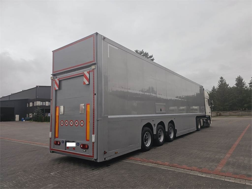 Langendorf DOUBLE LOADING FOR MOTOR COSMETICS Flexliner Inloa  - Semiremorcă frigider: Foto 5 Langendorf DOUBLE LOADING FOR MOTOR COSMETICS Flexliner Inloa  - Semiremorcă frigider: Foto 5