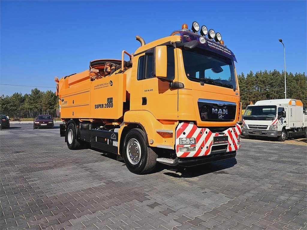 MAN Wiedemann SUPER 2000 4x2 WUKO RECYKLING for collec - Maşina comunala: Foto 2 MAN Wiedemann SUPER 2000 4x2 WUKO RECYKLING for collec - Maşina comunala: Foto 2