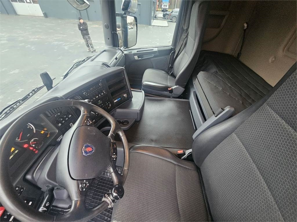 Scania Amphitec VORTEX ATEX EURO 6 vacuum suction loader - Maşina comunala: Foto 4 Scania Amphitec VORTEX ATEX EURO 6 vacuum suction loader - Maşina comunala: Foto 4