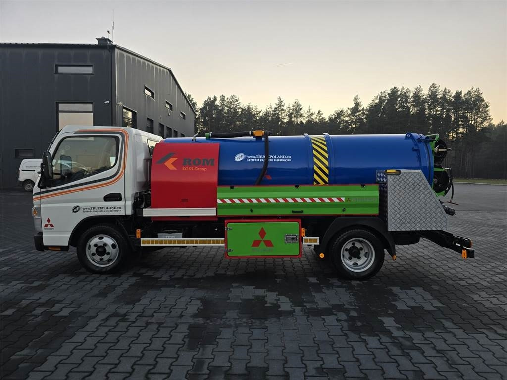 Mitsubishi ROM KOKS SMART COMBI WUKO HOT WATER FOR CLEANING S - Maşină pentru vidanjări: Foto 4 Mitsubishi ROM KOKS SMART COMBI WUKO HOT WATER FOR CLEANING S - Maşină pentru vidanjări: Foto 4
