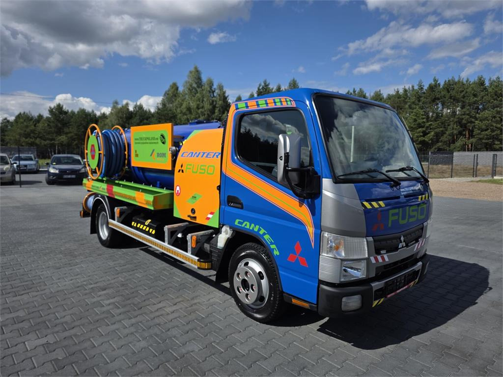 Mitsubishi ROM KOKS SMART COMBI WUKO HOT WATER FOR CLEANING S - Maşină pentru vidanjări: Foto 2 Mitsubishi ROM KOKS SMART COMBI WUKO HOT WATER FOR CLEANING S - Maşină pentru vidanjări: Foto 2