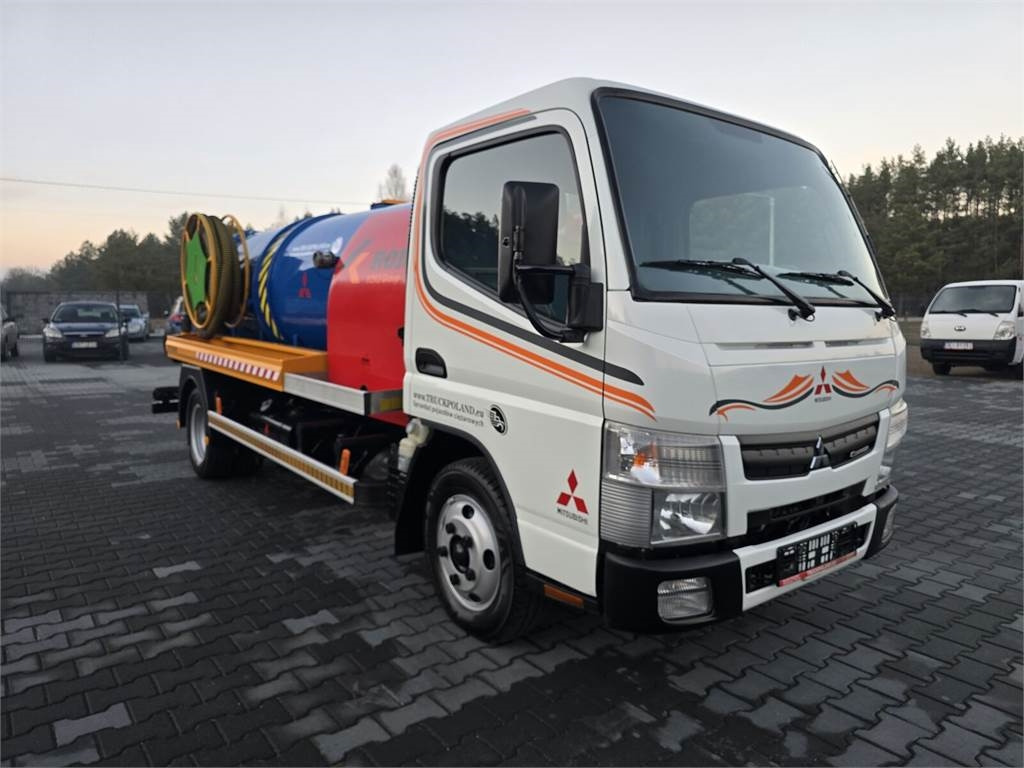 Mitsubishi ROM KOKS SMART COMBI WUKO HOT WATER FOR CLEANING S - Maşină pentru vidanjări: Foto 2 Mitsubishi ROM KOKS SMART COMBI WUKO HOT WATER FOR CLEANING S - Maşină pentru vidanjări: Foto 2