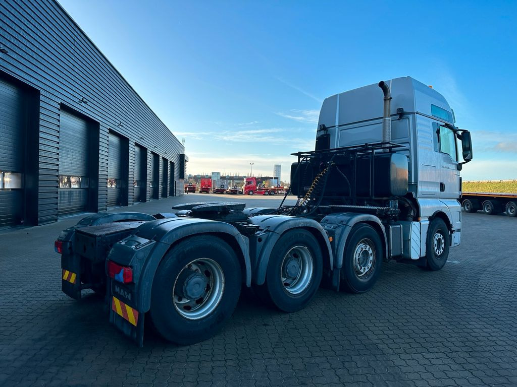 MAN TGX 41.540 8x4 MAN TGX 41.540 8x4 - Cap tractor: Foto 3 MAN TGX 41.540 8x4 MAN TGX 41.540 8x4 - Cap tractor: Foto 3