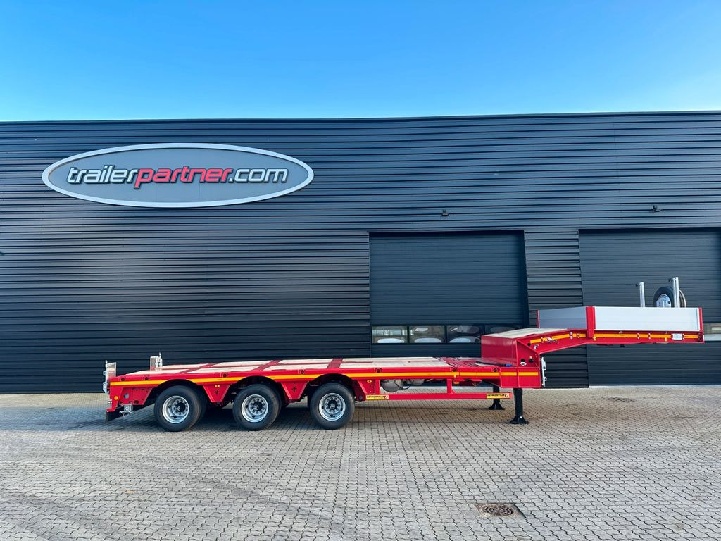 Faymonville 3 achs tieflader / 2 x ausziehbar / 16.300 mm Faymonville 3 achs tieflader / 2 x ausziehbar / 16.300 mm - Semiremorcă transport agabaritic: Foto 2 Faymonville 3 achs tieflader / 2 x ausziehbar / 16.300 mm Faymonville 3 achs tieflader / 2 x ausziehbar / 16.300 mm - Semiremorcă transport agabaritic: Foto 2