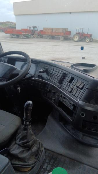 Volvo FH12 430 - Cap tractor: Foto 5 Volvo FH12 430 - Cap tractor: Foto 5