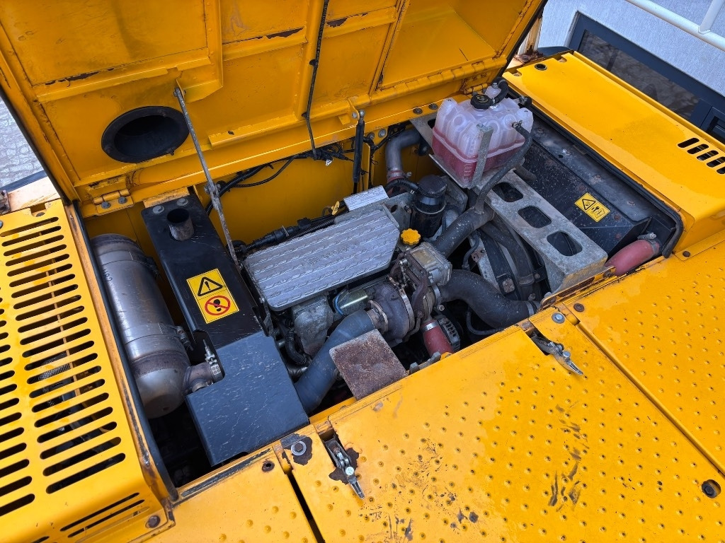 Excavator pe şenile JCB 220 XL 4F -- 220X lc -- 220 X LC: Foto 17
