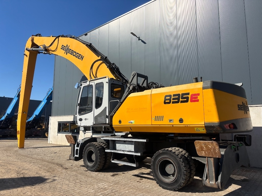 Sennebogen 835 - 835M - 835E - 835 E - Excavator pentru manipulare de materiale: Foto 4 Sennebogen 835 - 835M - 835E - 835 E - Excavator pentru manipulare de materiale: Foto 4