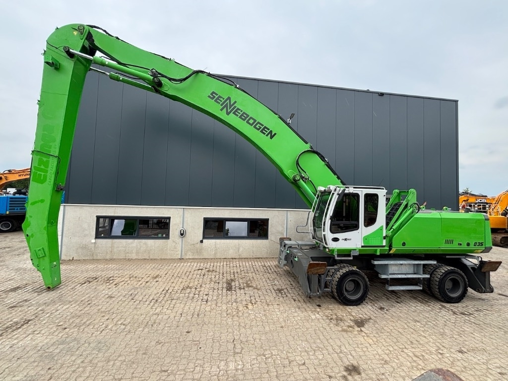Sennebogen 835 M - 835E - Excavator pentru manipulare de materiale: Foto 5 Sennebogen 835 M - 835E - Excavator pentru manipulare de materiale: Foto 5