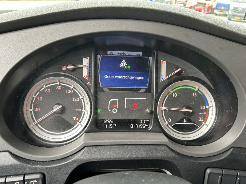 DAF XF 440 FT SC / Smart Tacho V2 / 2 Tanks / Stand Klima - Cap tractor: Foto 4 DAF XF 440 FT SC / Smart Tacho V2 / 2 Tanks / Stand Klima - Cap tractor: Foto 4