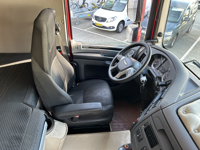 DAF XF 450 FT Space Cab / 926 dkm / Tacho V2 / Stand Klima / APK TUV 11-25 - Cap tractor: Foto 3 DAF XF 450 FT Space Cab / 926 dkm / Tacho V2 / Stand Klima / APK TUV 11-25 - Cap tractor: Foto 3