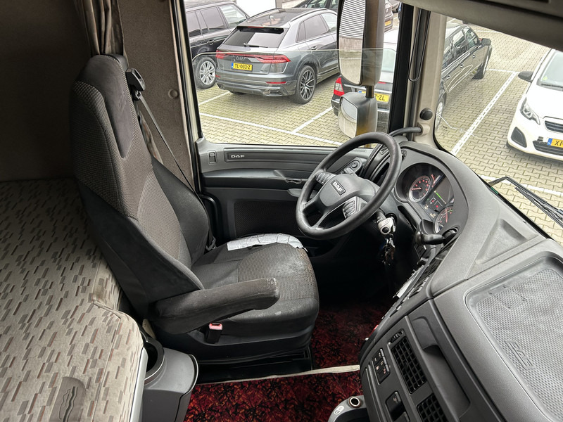 DAF XF 460 FT SC / 766 dkm / New Tacho V2 / 2 Tanks / APK TUV 11-26 - Cap tractor: Foto 3 DAF XF 460 FT SC / 766 dkm / New Tacho V2 / 2 Tanks / APK TUV 11-26 - Cap tractor: Foto 3