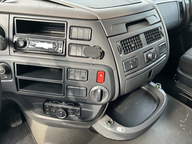 DAF XF 480 FT SSC / 541 dkm / Motor Problems / 2 Tanks / NL Truck - Cap tractor: Foto 5 DAF XF 480 FT SSC / 541 dkm / Motor Problems / 2 Tanks / NL Truck - Cap tractor: Foto 5