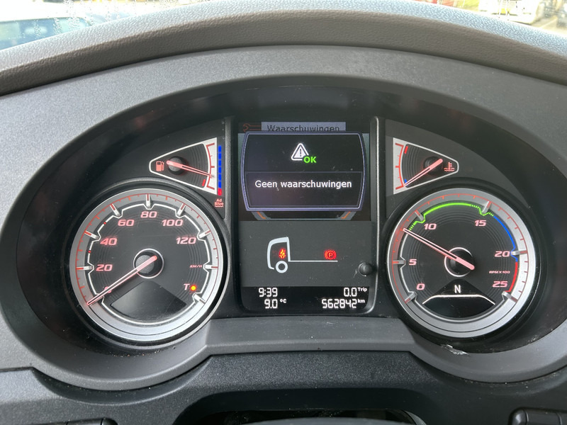 DAF XF 480 FT SSC / 562 dkm / 2 Tanks / APK TUV 10-26 - Cap tractor: Foto 4 DAF XF 480 FT SSC / 562 dkm / 2 Tanks / APK TUV 10-26 - Cap tractor: Foto 4