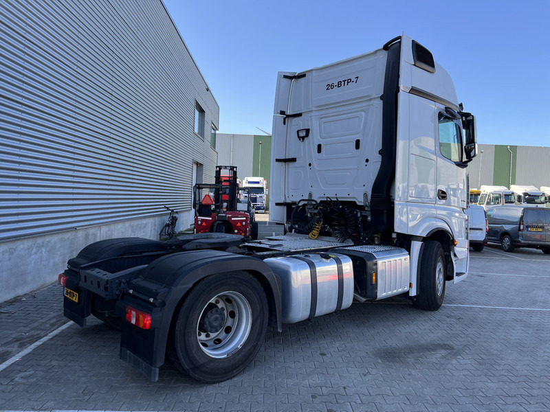 Mercedes-Benz Actros L 1845 Gigaspace / 2 Tanks / Stand Klima / APK TUV 11-25 - Cap tractor: Foto 2 Mercedes-Benz Actros L 1845 Gigaspace / 2 Tanks / Stand Klima / APK TUV 11-25 - Cap tractor: Foto 2