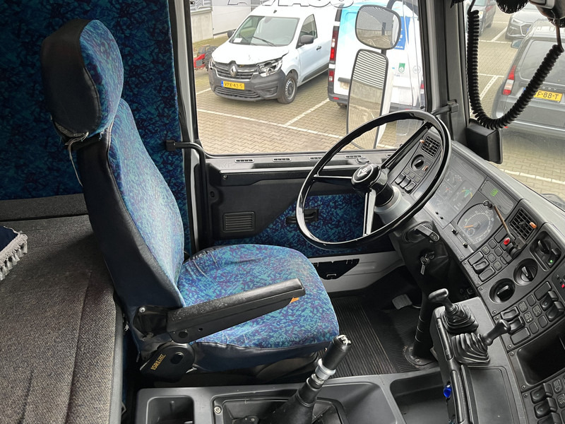 Scania R 143H V8 500 Streamline / V8 Sound / Retarder / Old Skool Classic - Cap tractor: Foto 3 Scania R 143H V8 500 Streamline / V8 Sound / Retarder / Old Skool Classic - Cap tractor: Foto 3