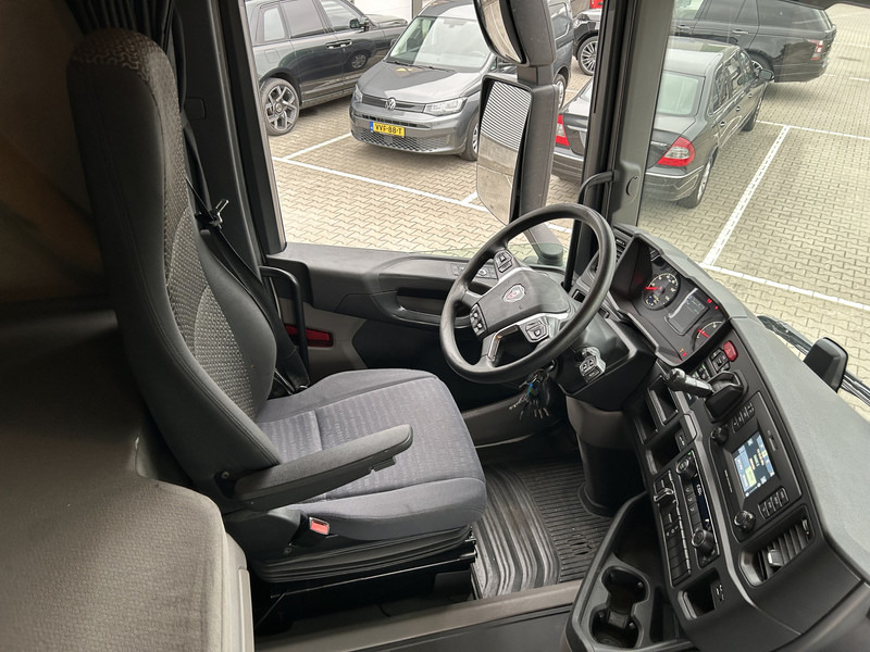Scania R450 Highline / Retarder / 779 dkm / APK TUV 03-26 - Cap tractor: Foto 3 Scania R450 Highline / Retarder / 779 dkm / APK TUV 03-26 - Cap tractor: Foto 3
