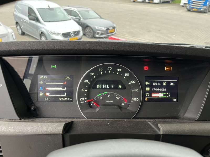 Volvo FH 420 Globetrotter / Dynamic Steering / New Tacho V2 / VEB+ / APK TUV 10-25 - Cap tractor: Foto 4 Volvo FH 420 Globetrotter / Dynamic Steering / New Tacho V2 / VEB+ / APK TUV 10-25 - Cap tractor: Foto 4
