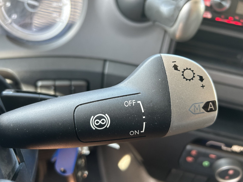 DAF CF 260 FA / Carrier Koeler - 30 gr / Chereau Frigobox / Laadklep 2000 kg - Camion frigider: Foto 5 DAF CF 260 FA / Carrier Koeler - 30 gr / Chereau Frigobox / Laadklep 2000 kg - Camion frigider: Foto 5