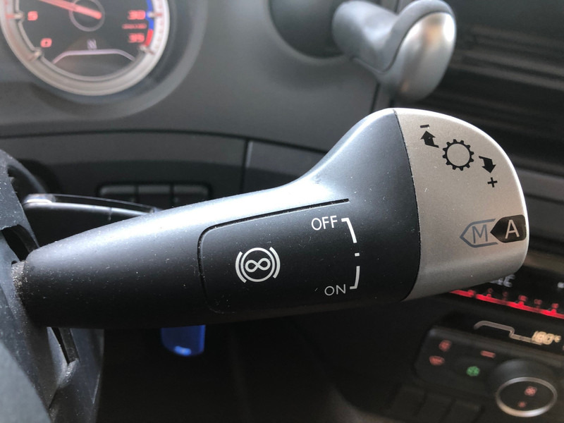 DAF CF 260 FA / Carrier Koeler / Chereau Frigo Box / Laadklep / APK TUV 09-26 - Camion frigider: Foto 5 DAF CF 260 FA / Carrier Koeler / Chereau Frigo Box / Laadklep / APK TUV 09-26 - Camion frigider: Foto 5