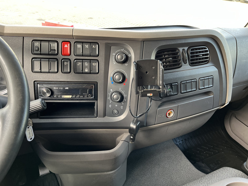 DAF LF 180 FA Euro 6 / 12 Ton / 400 dkm / Box / Laadklep - Camion furgon: Foto 5 DAF LF 180 FA Euro 6 / 12 Ton / 400 dkm / Box / Laadklep - Camion furgon: Foto 5