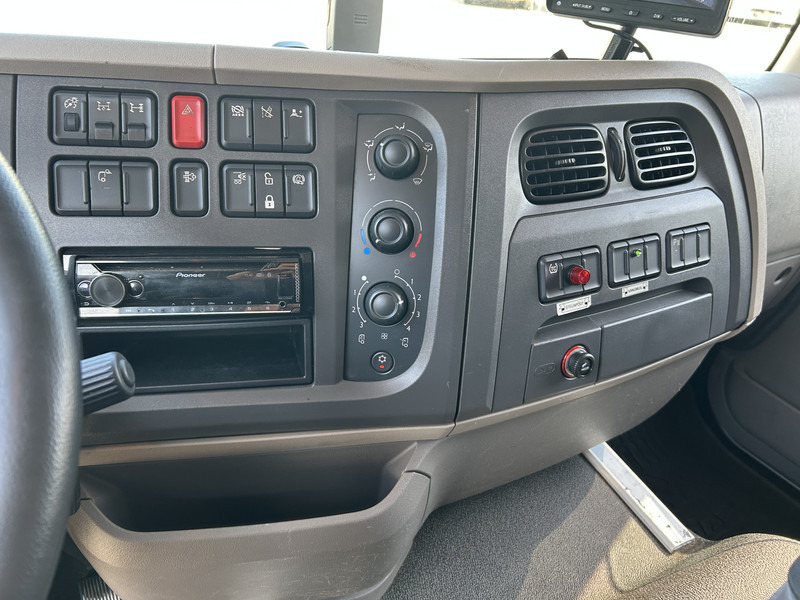 DAF LF 320 FA / Effer 175.2/c3s Crane / 363 dkm / Plateau / APK TUV 08-25 - Camion cu macara: Foto 5 DAF LF 320 FA / Effer 175.2/c3s Crane / 363 dkm / Plateau / APK TUV 08-25 - Camion cu macara: Foto 5