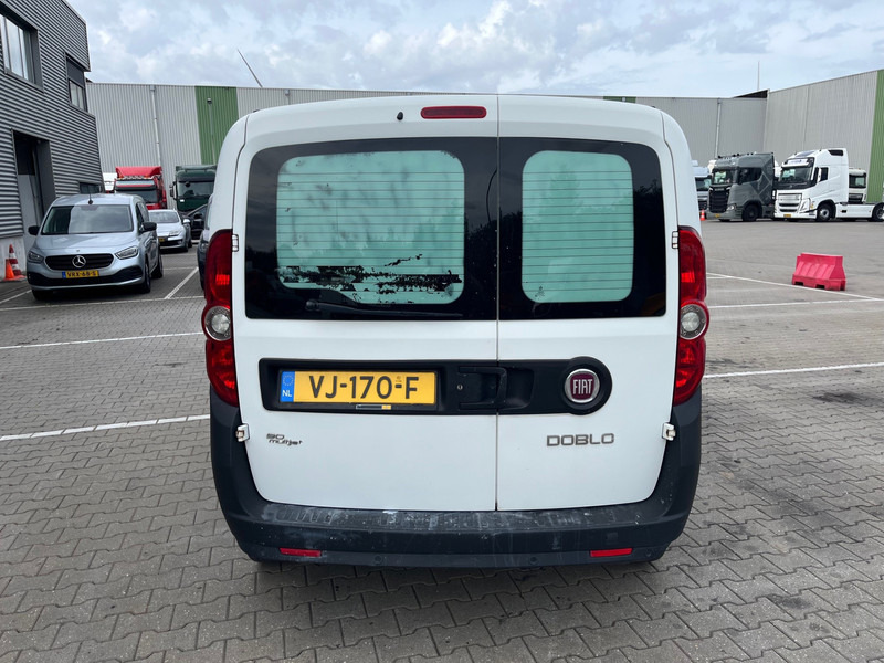 Fiat Dobló Cargo 1.3 MultiJet / NL Van - Autoutilitară compactă: Foto 5 Fiat Dobló Cargo 1.3 MultiJet / NL Van - Autoutilitară compactă: Foto 5