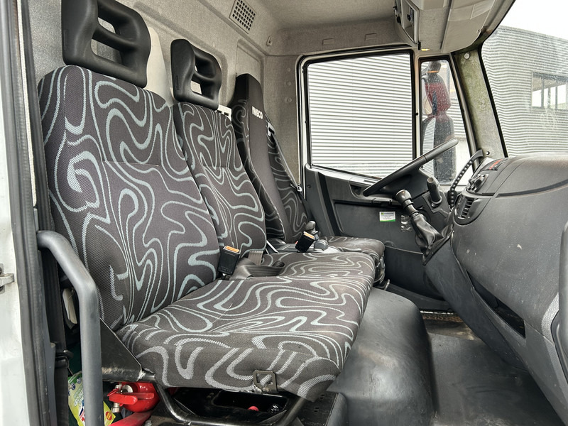 Camion furgon Iveco EuroCargo 180 / Motor Problem / Blad - Blad / Manual / Box / Loadlift: Foto 8