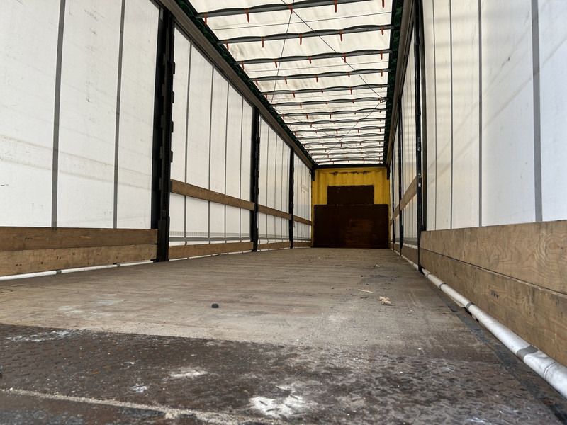 Krone Profi Liner / Schuifzeil / Kooi Aap / Stuur + Liftas / APK 08-26 - Semiremorcă prelată: Foto 3 Krone Profi Liner / Schuifzeil / Kooi Aap / Stuur + Liftas / APK 08-26 - Semiremorcă prelată: Foto 3