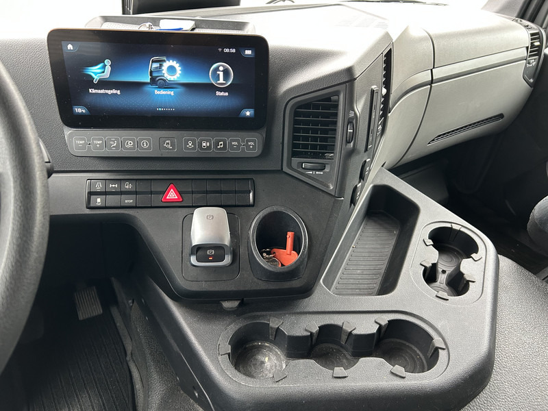 Mercedes-Benz Actros 2124 / Carrier Koeler -30 gr / Cheraeu / Laadklep / APK 01-26 - Camion frigider: Foto 5 Mercedes-Benz Actros 2124 / Carrier Koeler -30 gr / Cheraeu / Laadklep / APK 01-26 - Camion frigider: Foto 5