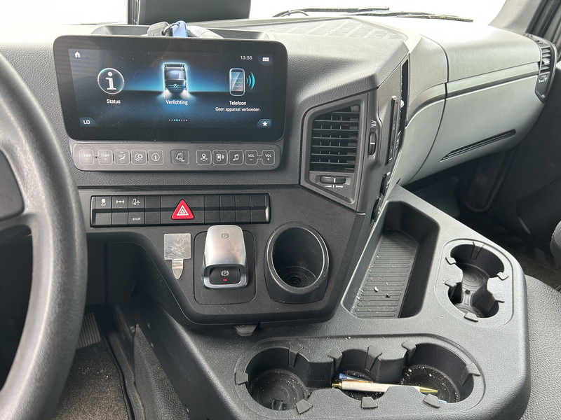 Mercedes-Benz Actros 2124 / Carrier Supra 850 -30 gr / Koeler / Laadklep / APK 03-26 - Camion frigider: Foto 5 Mercedes-Benz Actros 2124 / Carrier Supra 850 -30 gr / Koeler / Laadklep / APK 03-26 - Camion frigider: Foto 5