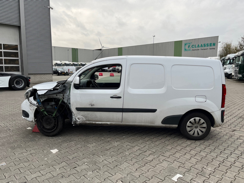 Mercedes-Benz Citan 109 CDI / Extra Lang / UNFALL / DAMAGE - Autoutilitară compactă: Foto 4 Mercedes-Benz Citan 109 CDI / Extra Lang / UNFALL / DAMAGE - Autoutilitară compactă: Foto 4
