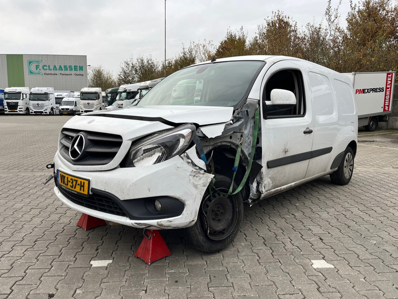 Mercedes-Benz Citan 109 CDI / Extra Lang / UNFALL / DAMAGE - Autoutilitară compactă: Foto 3 Mercedes-Benz Citan 109 CDI / Extra Lang / UNFALL / DAMAGE - Autoutilitară compactă: Foto 3