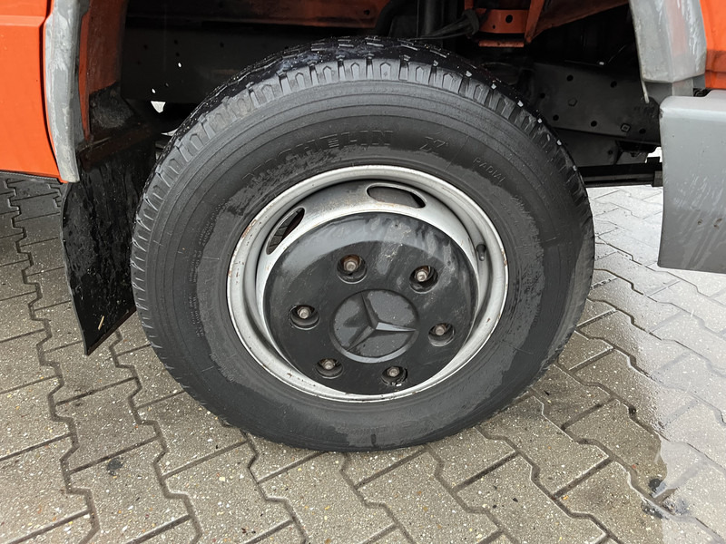 Camion transport auto Mercedes-Benz Vario 612 D / Car - Machine Transporter 570 cm / Winch / Ramps / NL Truck: Foto 19