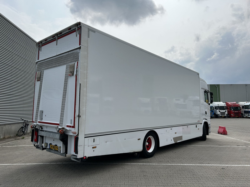 Scania S410 Highline / 491 dkm / Box 8.1 mtr / Laadklep 3000 kg - Camion furgon: Foto 2 Scania S410 Highline / 491 dkm / Box 8.1 mtr / Laadklep 3000 kg - Camion furgon: Foto 2