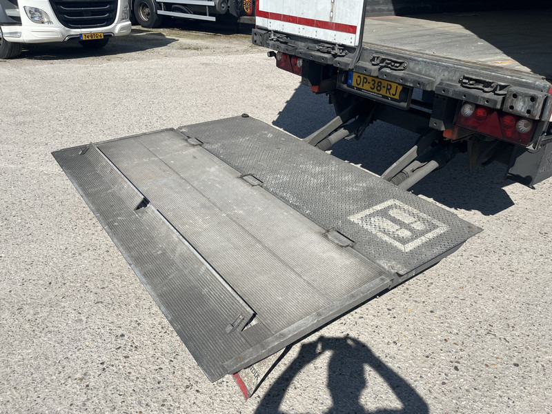 Schmitz Cargobull SCB S2 / Box Trailer / 2 axle / Loadlift / APK TUV 02-26 - Semiremorcă furgon: Foto 5 Schmitz Cargobull SCB S2 / Box Trailer / 2 axle / Loadlift / APK TUV 02-26 - Semiremorcă furgon: Foto 5