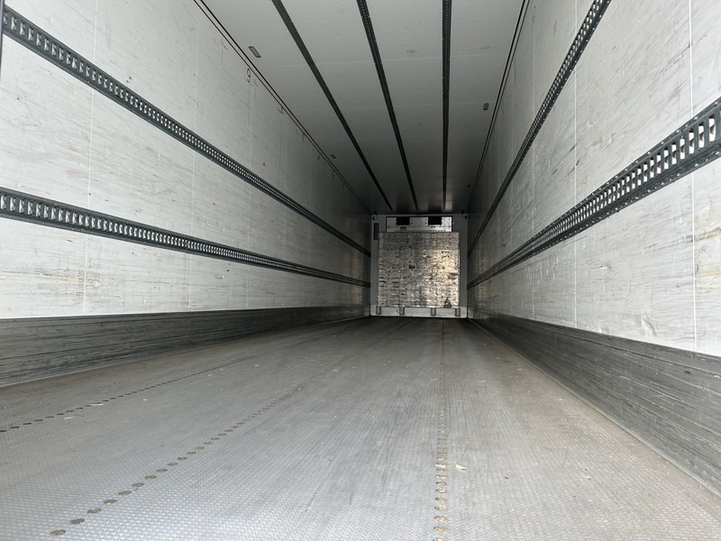 Schmitz Cargobull SCB S3B / Carrier Vector 1550 Frigo / Disk / APK TUV 04-26 - Semiremorcă frigider: Foto 3 Schmitz Cargobull SCB S3B / Carrier Vector 1550 Frigo / Disk / APK TUV 04-26 - Semiremorcă frigider: Foto 3