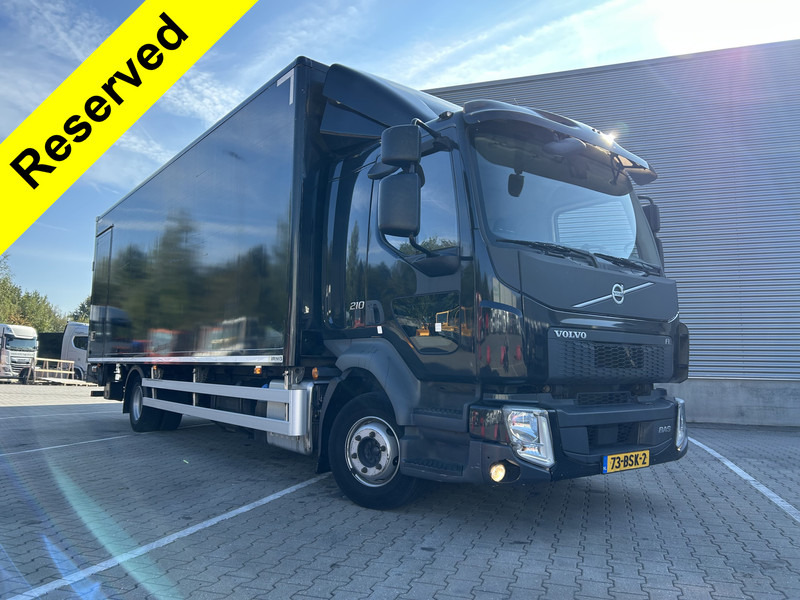 Volvo FL 210 / 12 Ton / 203 dkm / Wrapped / Box / Laadklep / APK 01-26 - Camion furgon: Foto 1 Volvo FL 210 / 12 Ton / 203 dkm / Wrapped / Box / Laadklep / APK 01-26 - Camion furgon: Foto 1