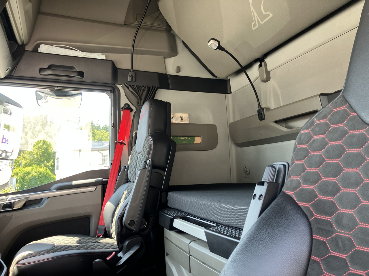 TGX 28.470 6X2 Individual - Cap tractor: Foto 5 TGX 28.470 6X2 Individual - Cap tractor: Foto 5