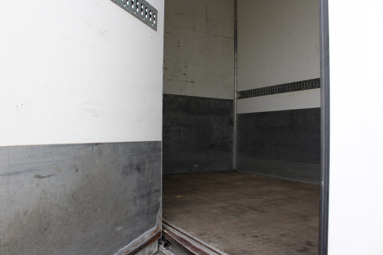 MAN TGX 26.480 6×2-4 Skåp/Fjärr - Camion furgon: Foto 4 MAN TGX 26.480 6×2-4 Skåp/Fjärr - Camion furgon: Foto 4