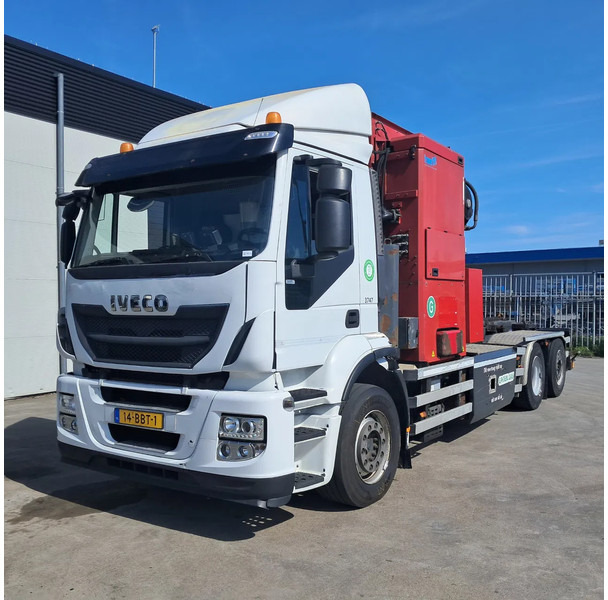 Iveco AD260SY/PS CNG - Autogunoiere: Foto 1 Iveco AD260SY/PS CNG - Autogunoiere: Foto 1