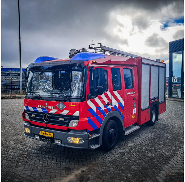 Mercedes-Benz NG 1626 V8 - Autospeciala de stins incendii: Foto 3 Mercedes-Benz NG 1626 V8 - Autospeciala de stins incendii: Foto 3