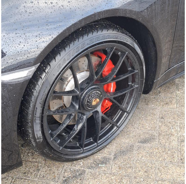 Automobil Porsche 911 Cabrio 3.0 Carrera 4 GTS: Foto 13