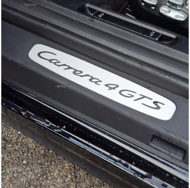 Automobil Porsche 911 Cabrio 3.0 Carrera 4 GTS: Foto 17